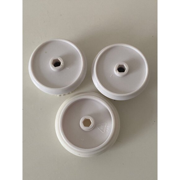 Vanity Planet Facial Cleansing Skin Spa 3 Interchangable Brushes Cordless Pucker - Picture 10 of 16